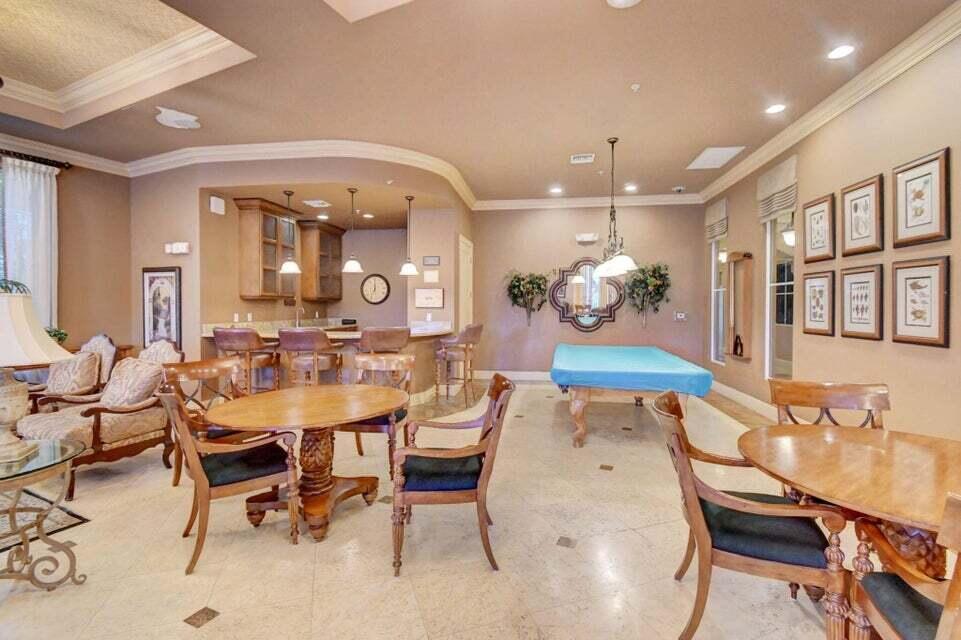 VIZCAYA LAKES CONDO - Residential Lease