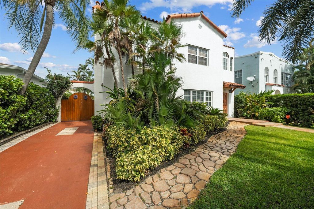 Photo of 221 Greymon Drive, West Palm Beach, FL 33405 (MLS # R11096384)