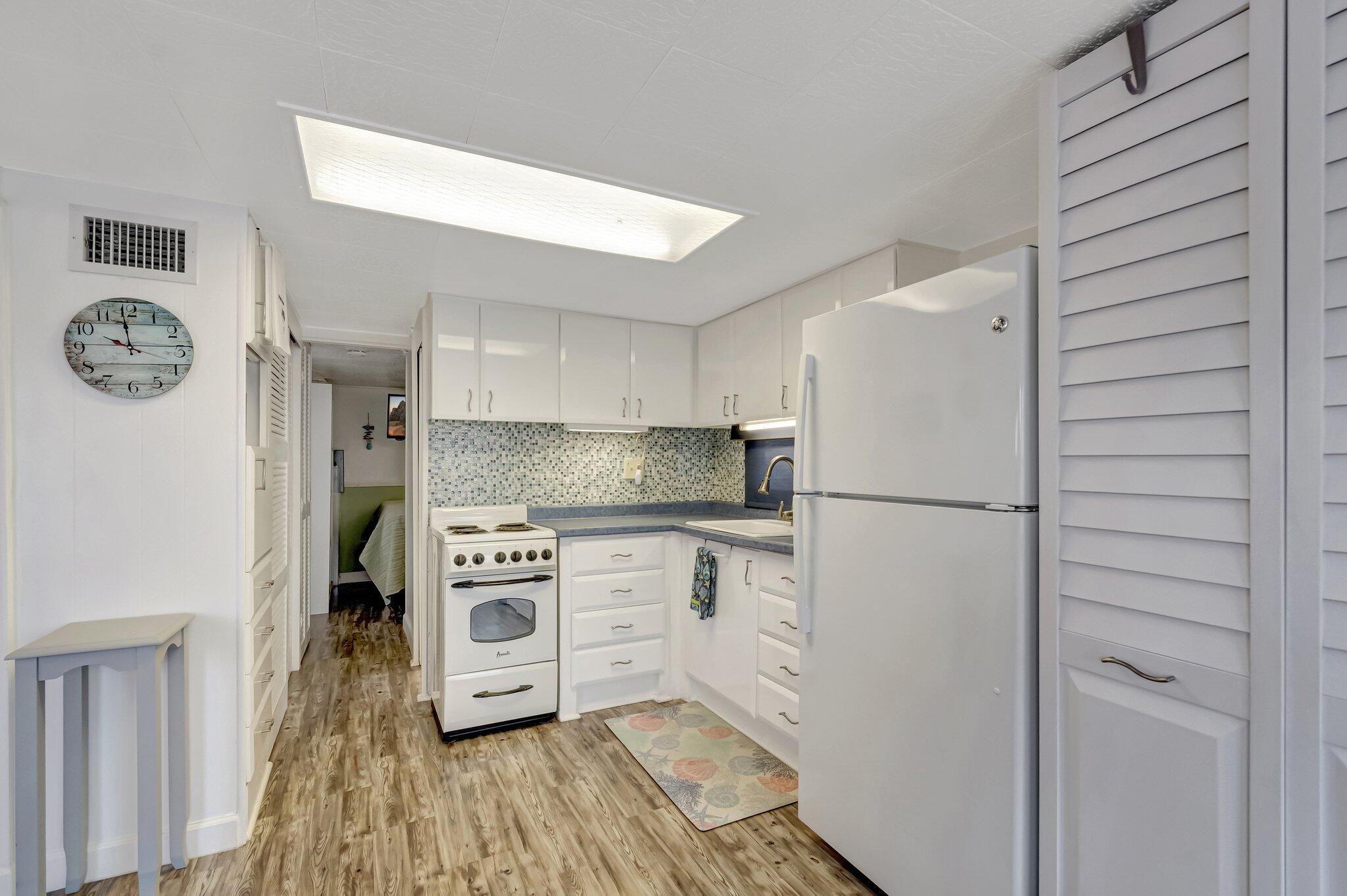 BRINY BREEZES INC - Residential