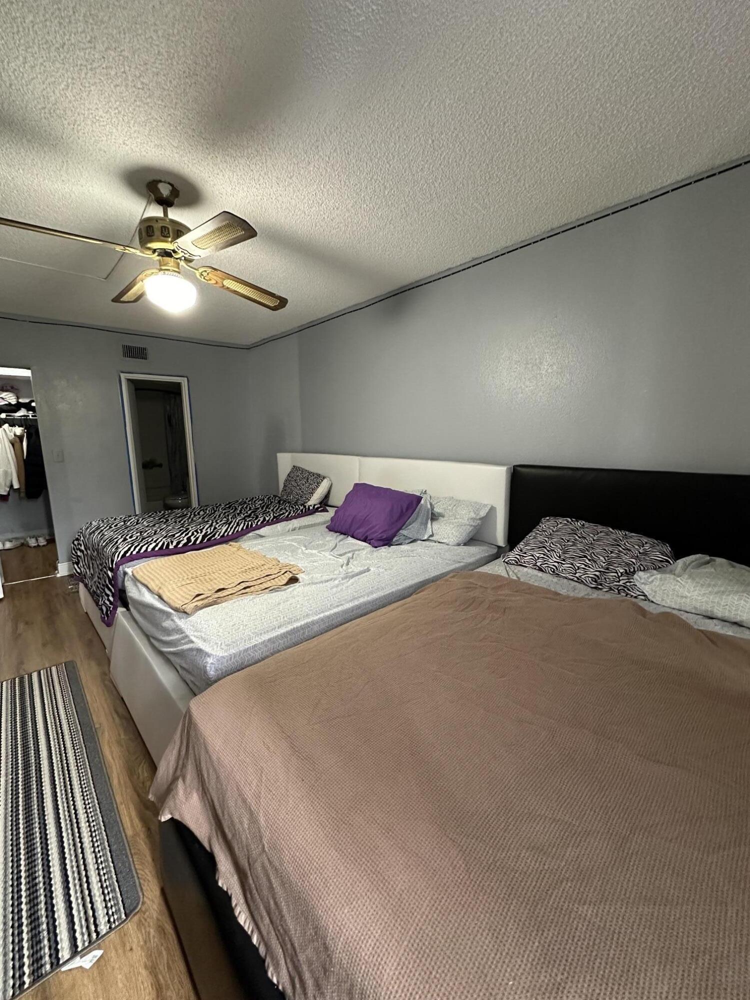 SANDS POINT CONDOMINIUM I - Residential