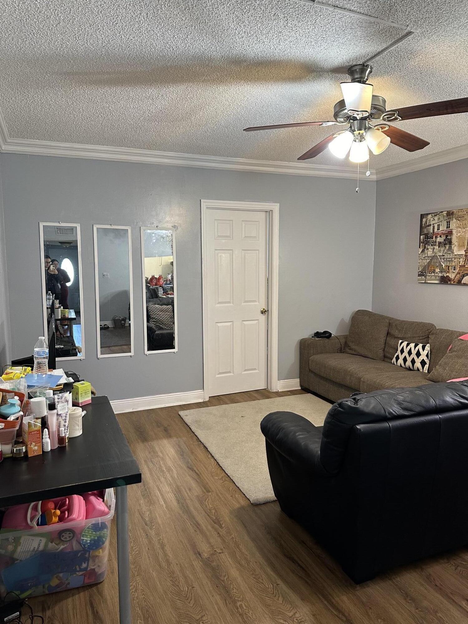 SANDS POINT CONDOMINIUM I - Residential