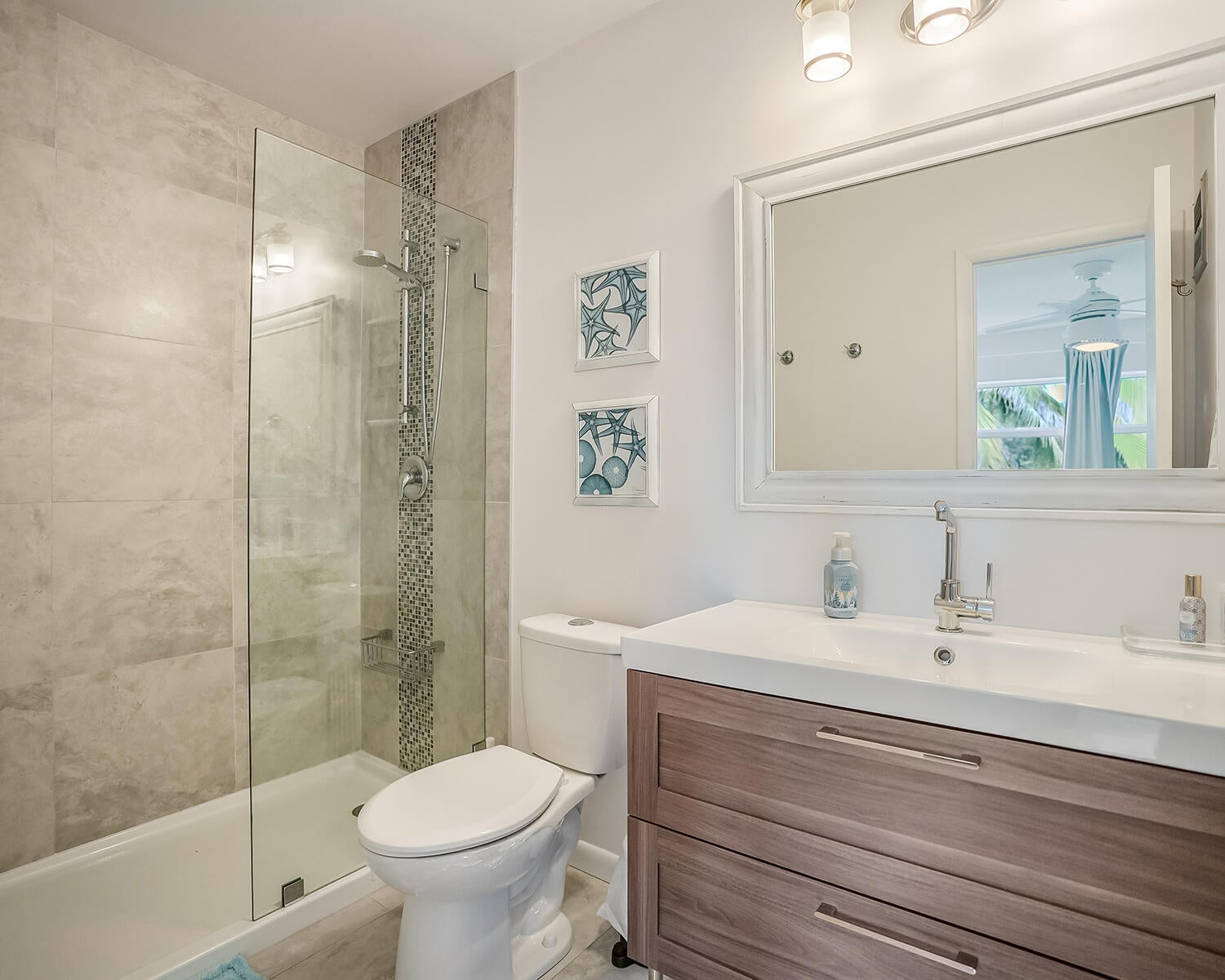 4311 NW 16th Street 202