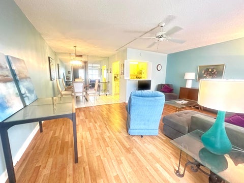 Tiny photo for 162 Grantham E, Deerfield Beach, FL 33442 (MLS # B26083058)