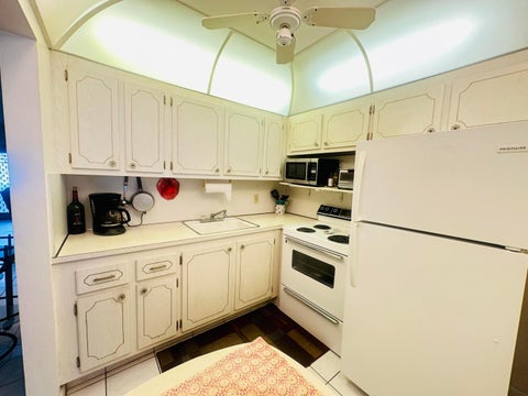 Photo of 162 Grantham E, Deerfield Beach, FL 33442 (MLS # B26083058)