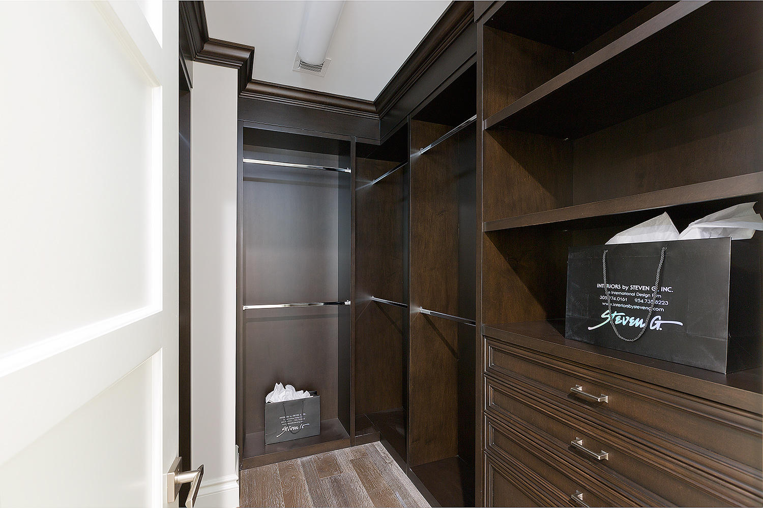 ROYAL PALM YACHT & COUNTRY CLUB - Residential