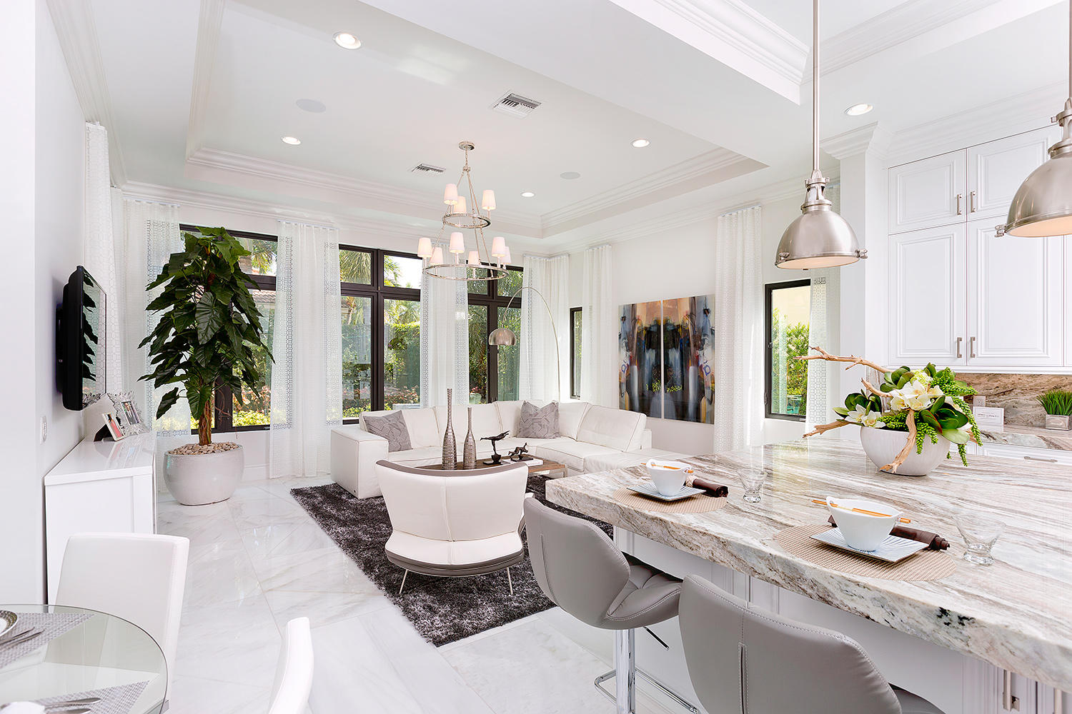 ROYAL PALM YACHT & COUNTRY CLUB - Residential