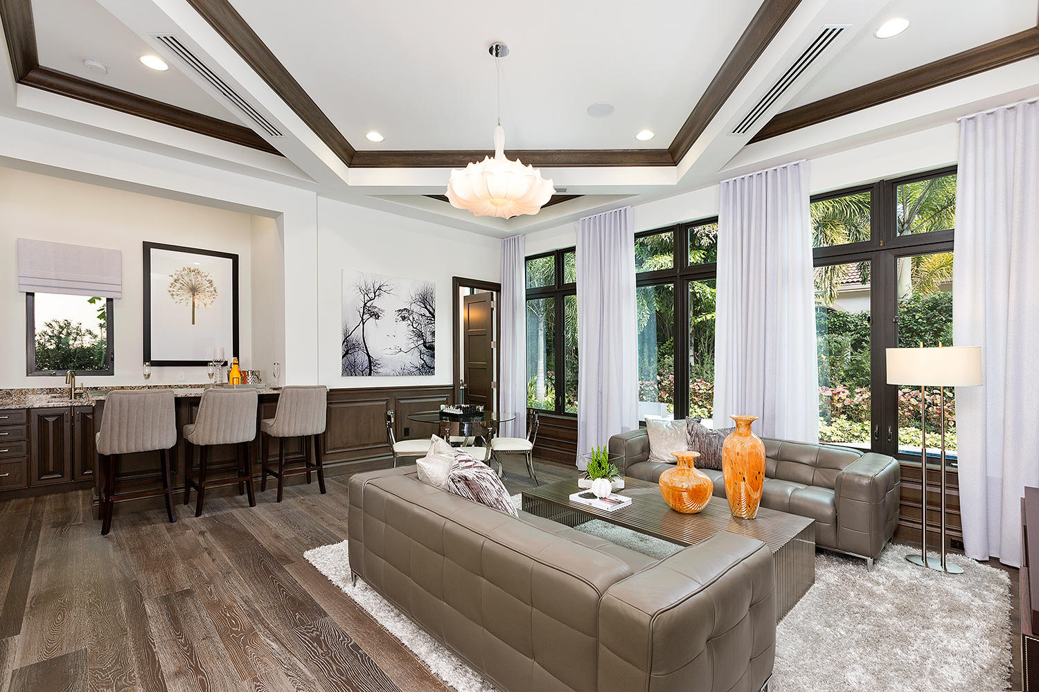 ROYAL PALM YACHT & COUNTRY CLUB - Residential