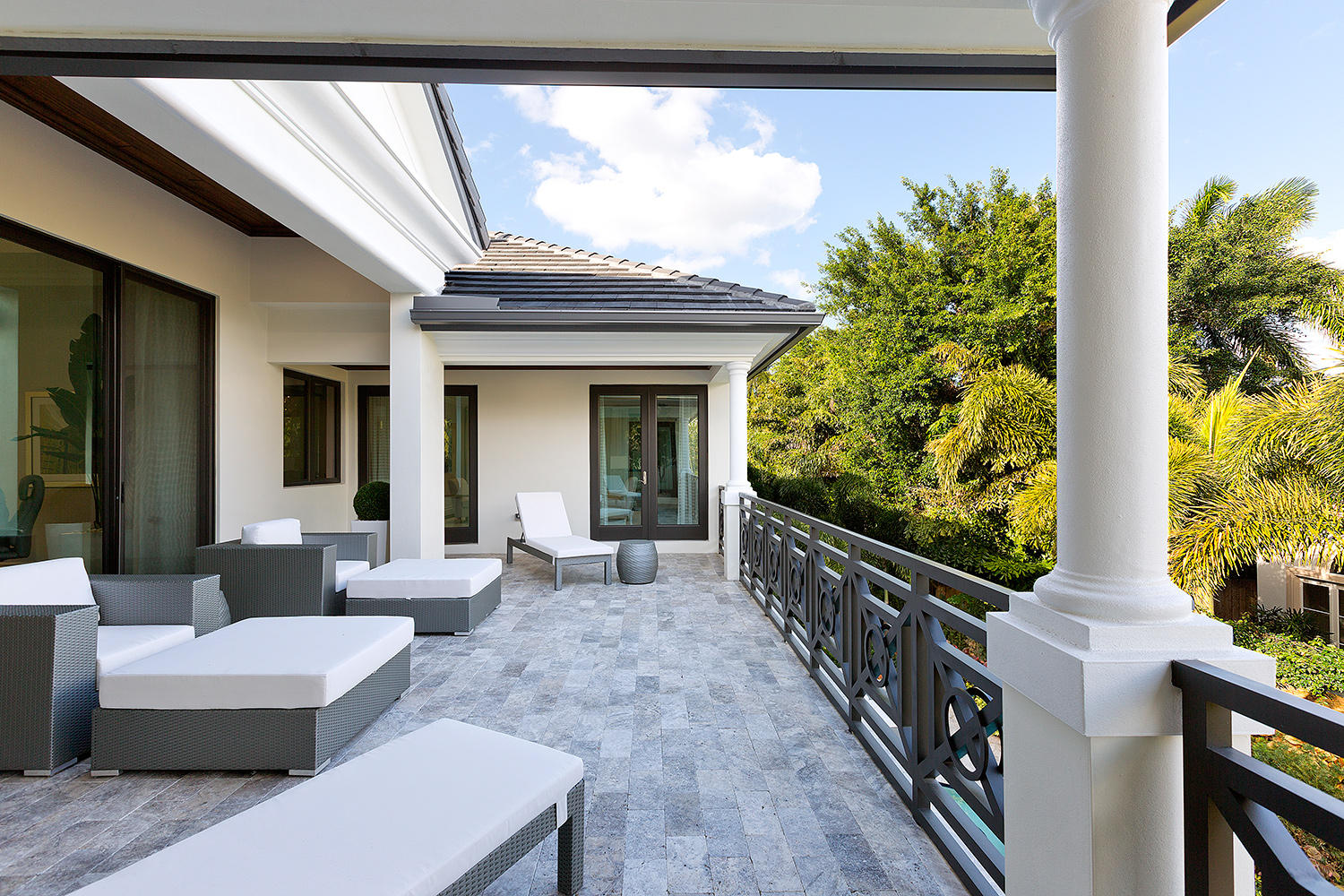 ROYAL PALM YACHT & COUNTRY CLUB - Residential