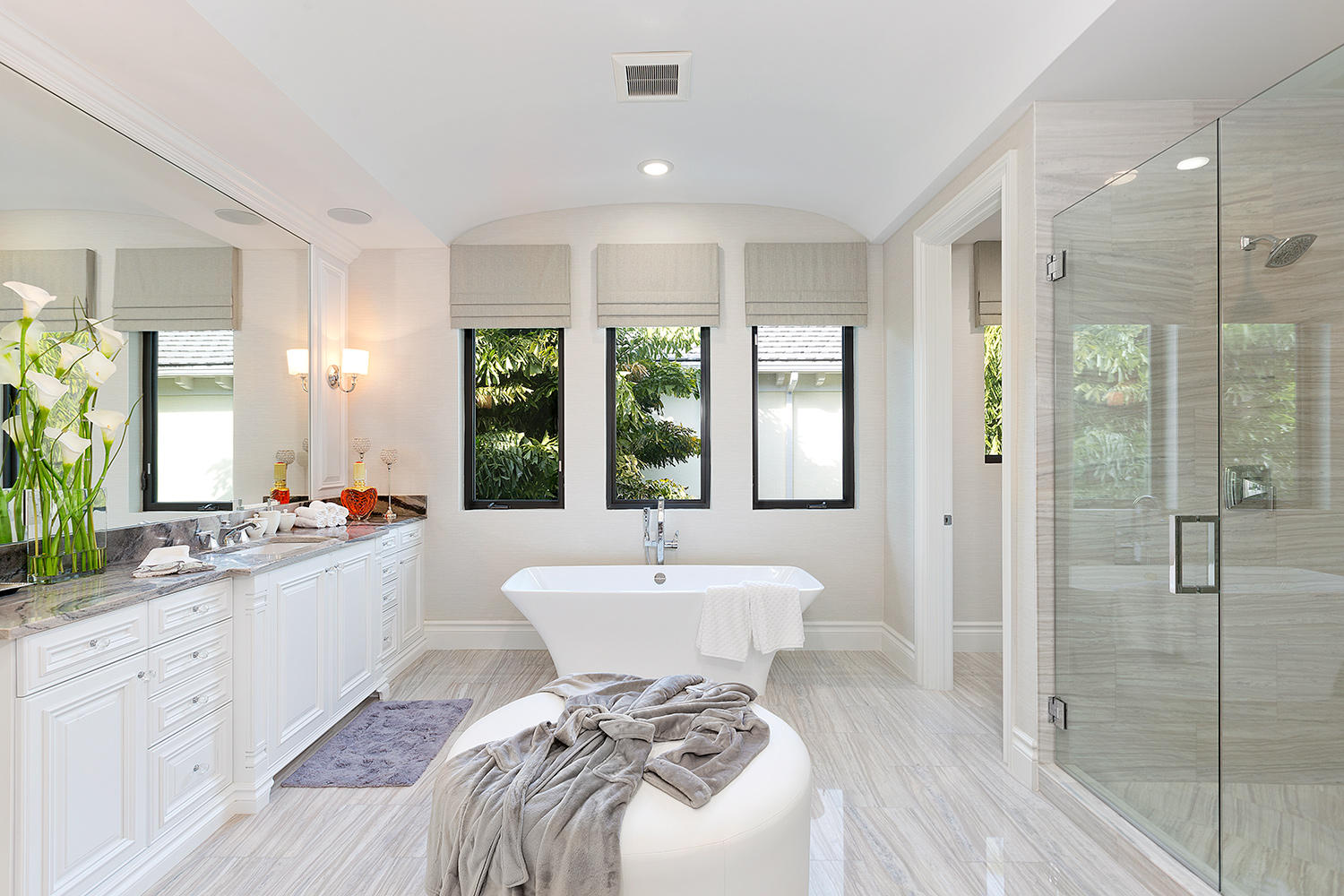 ROYAL PALM YACHT & COUNTRY CLUB - Residential