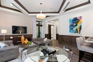 ROYAL PALM YACHT & COUNTR - Residential