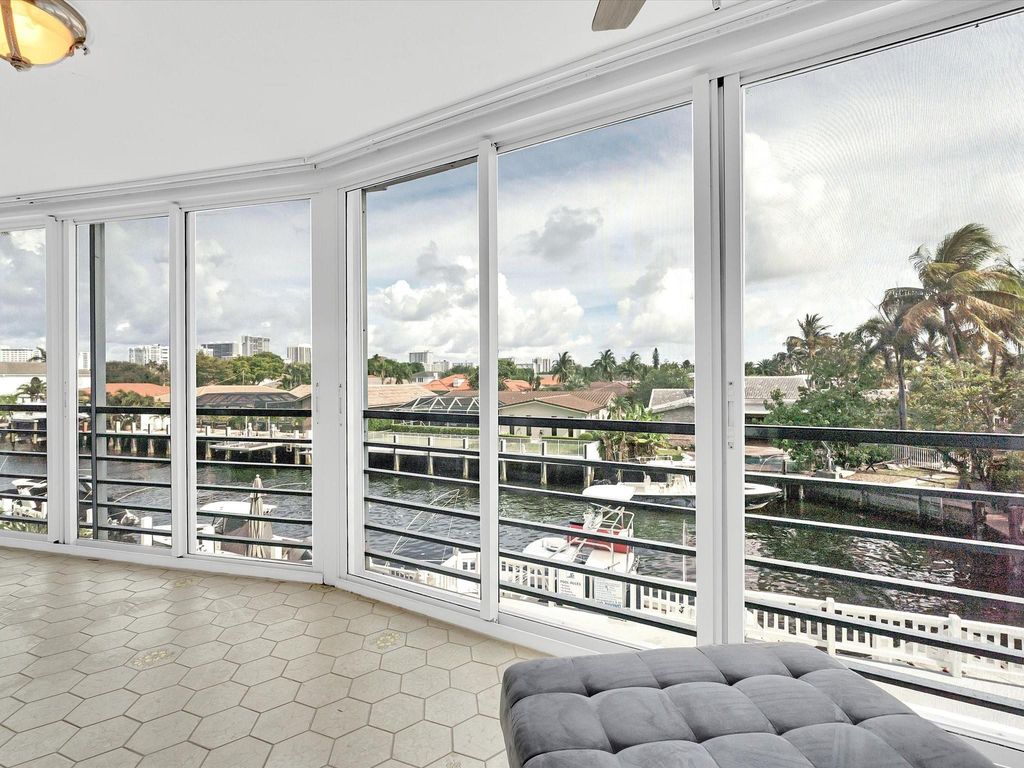 Photo of 3050 NE 47th Court #204, Fort Lauderdale, FL 33308 (MLS # F10514197)