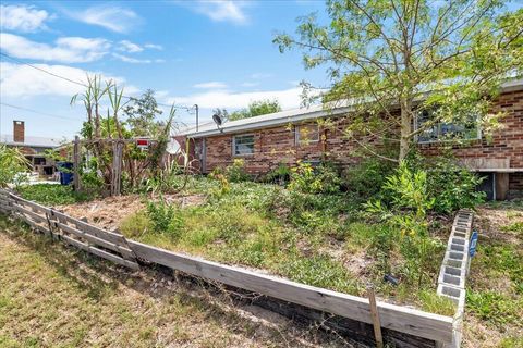 Tiny photo for 216 Micco Avenue, Sebring, FL 33870 (MLS # B26036736)