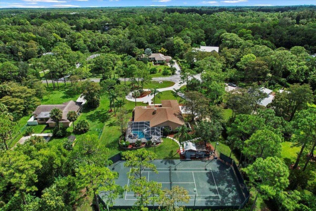 Photo of 17549 Bridle Lane, Jupiter, FL 33478 (MLS # R11127158)