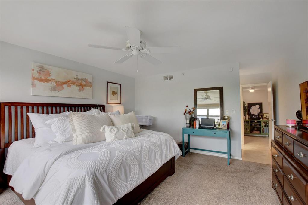 CLUB ROYALE CONDO - Residential