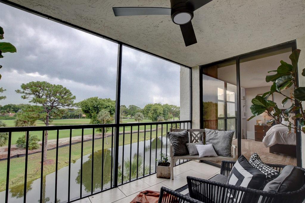 CLUB ROYALE CONDO - Residential