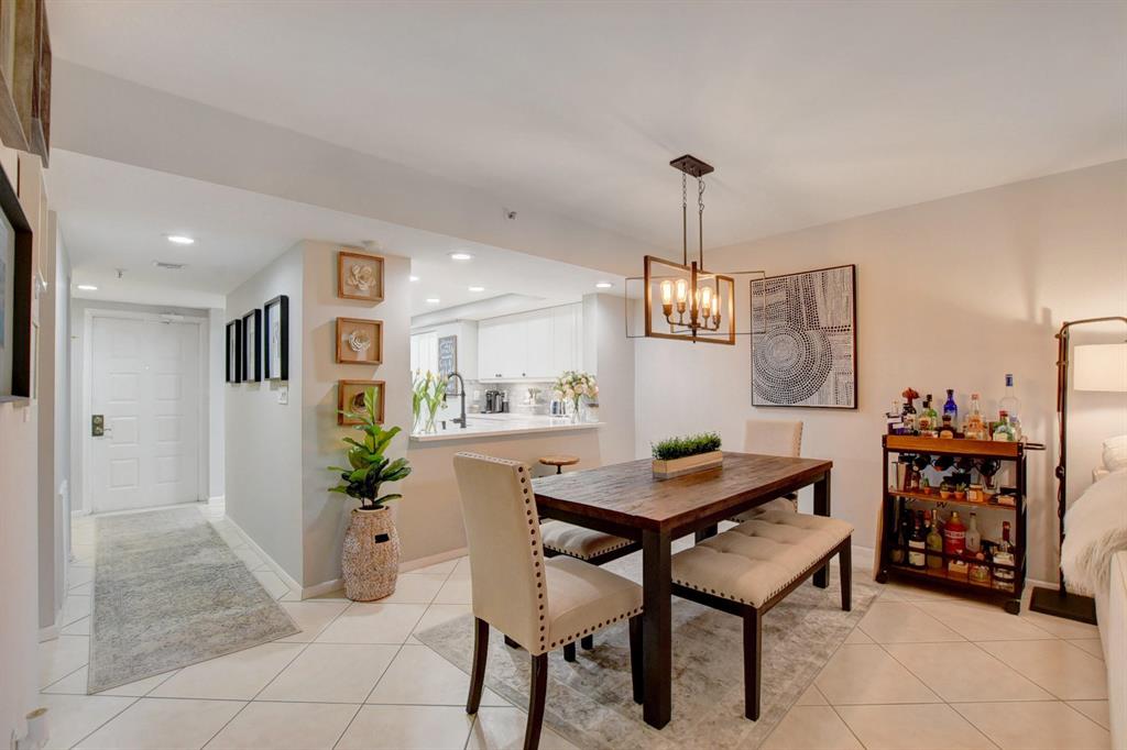 CLUB ROYALE CONDO - Residential