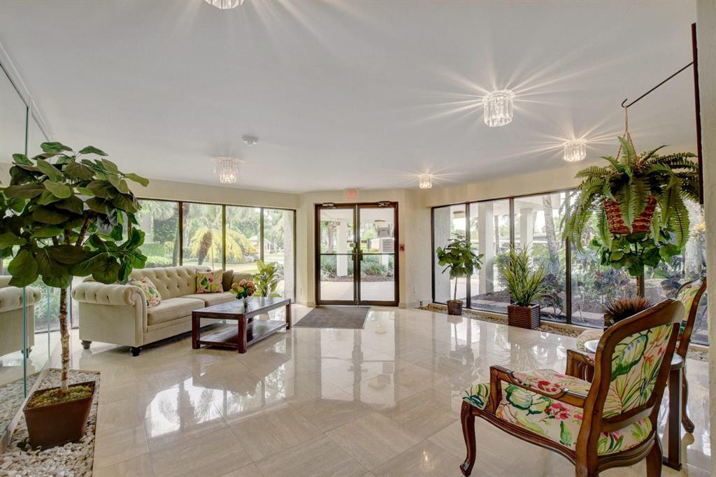 CLUB ROYALE CONDO - Residential