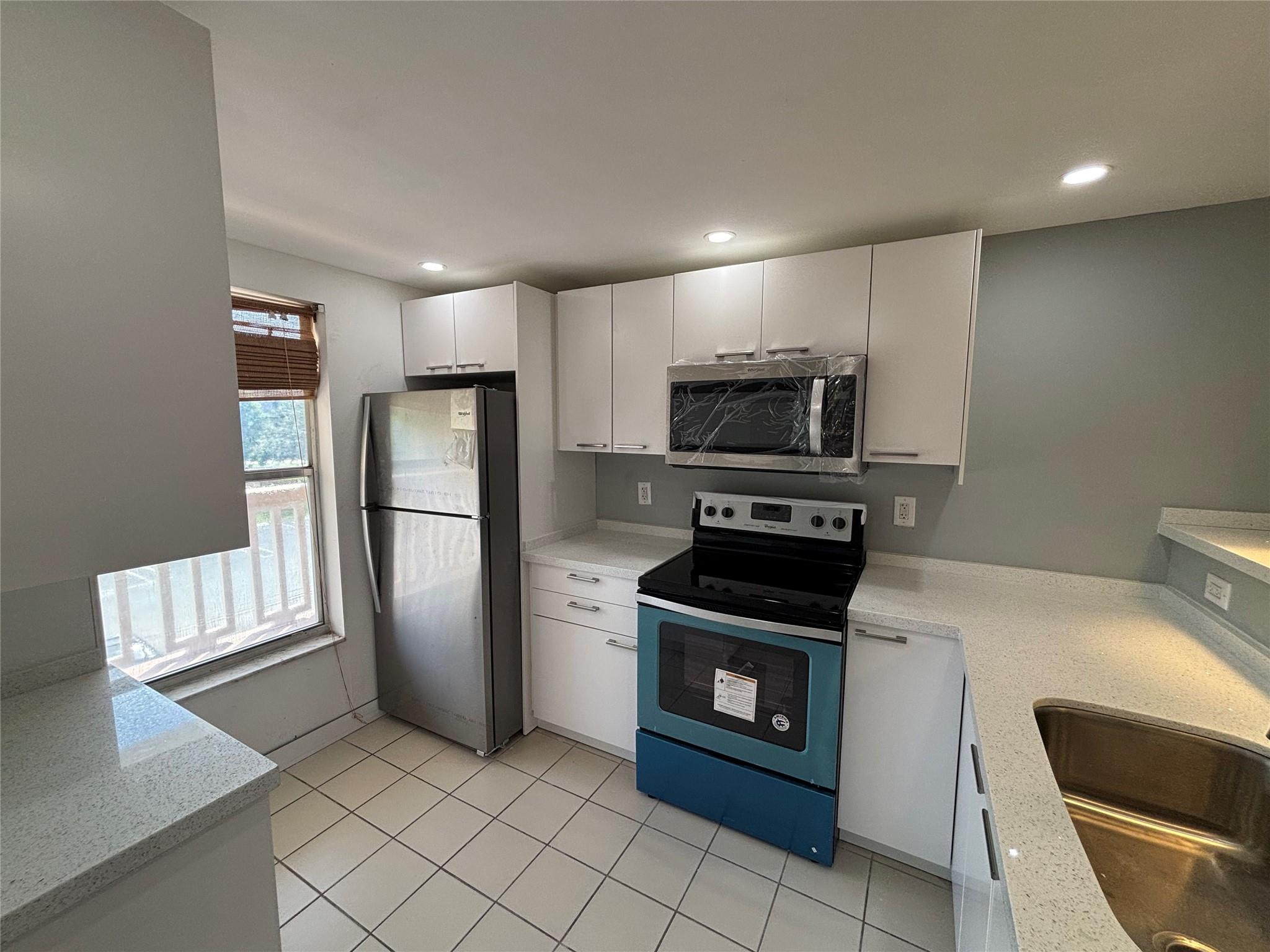 Bermuda Club One Condo - Residential Lease