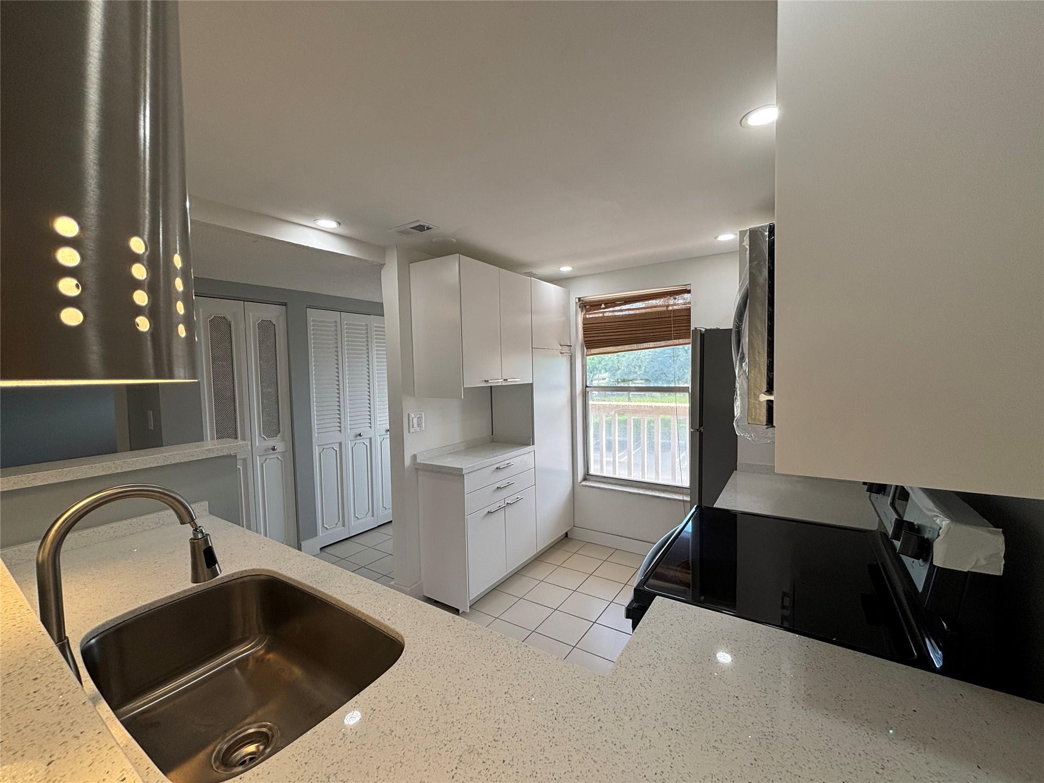 Bermuda Club One Condo - Residential Lease