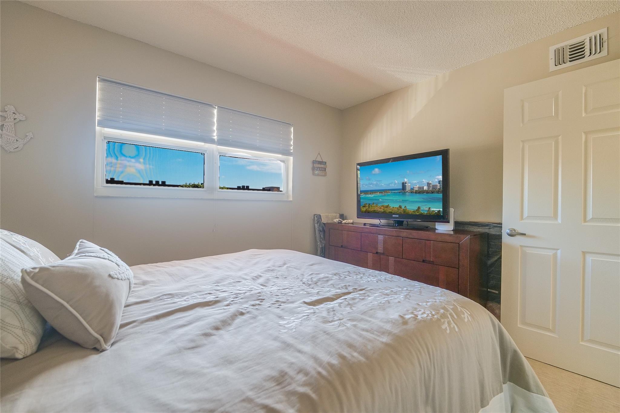 Sunrise Lakes - Residential
