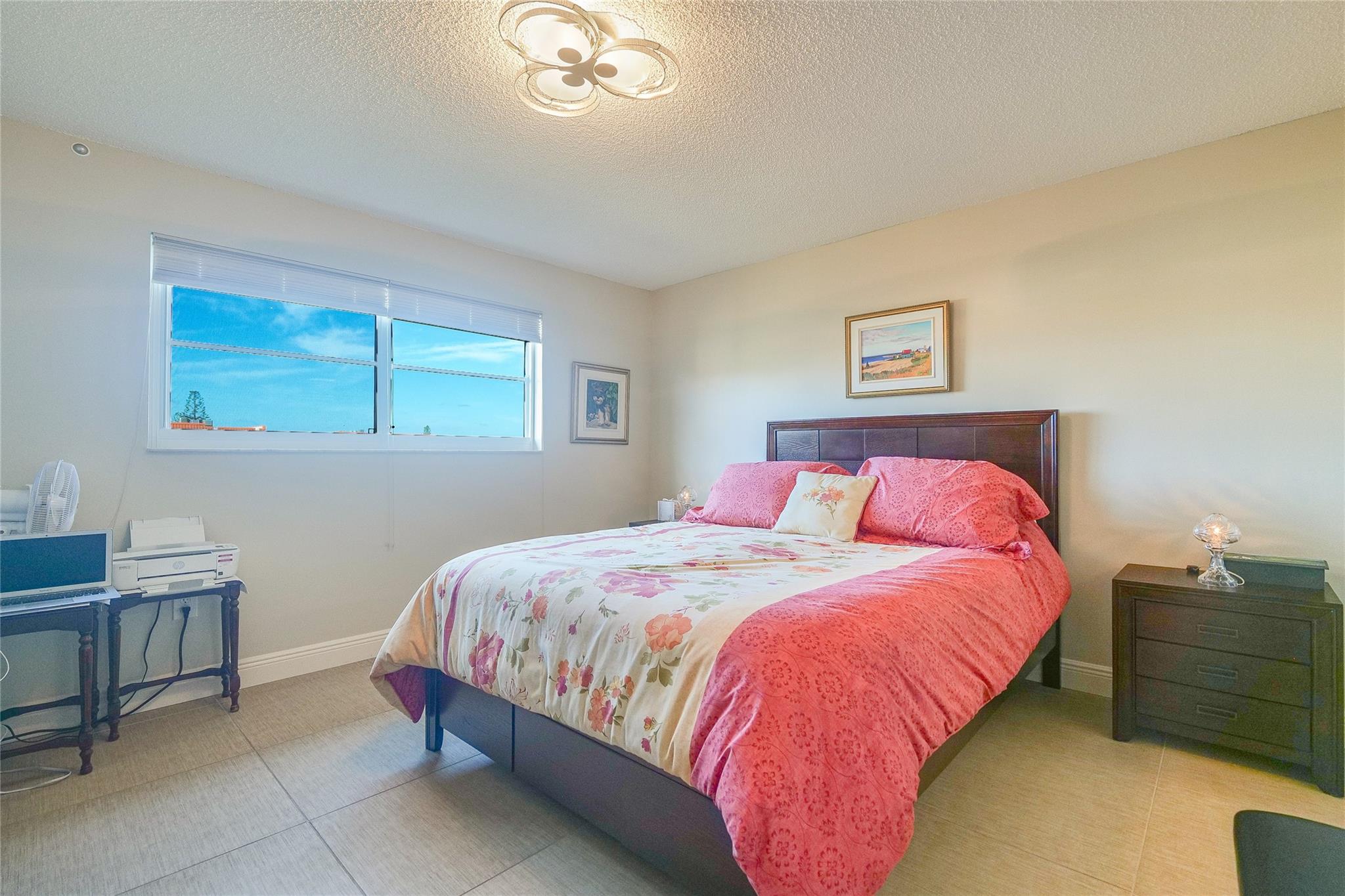 Sunrise Lakes - Residential