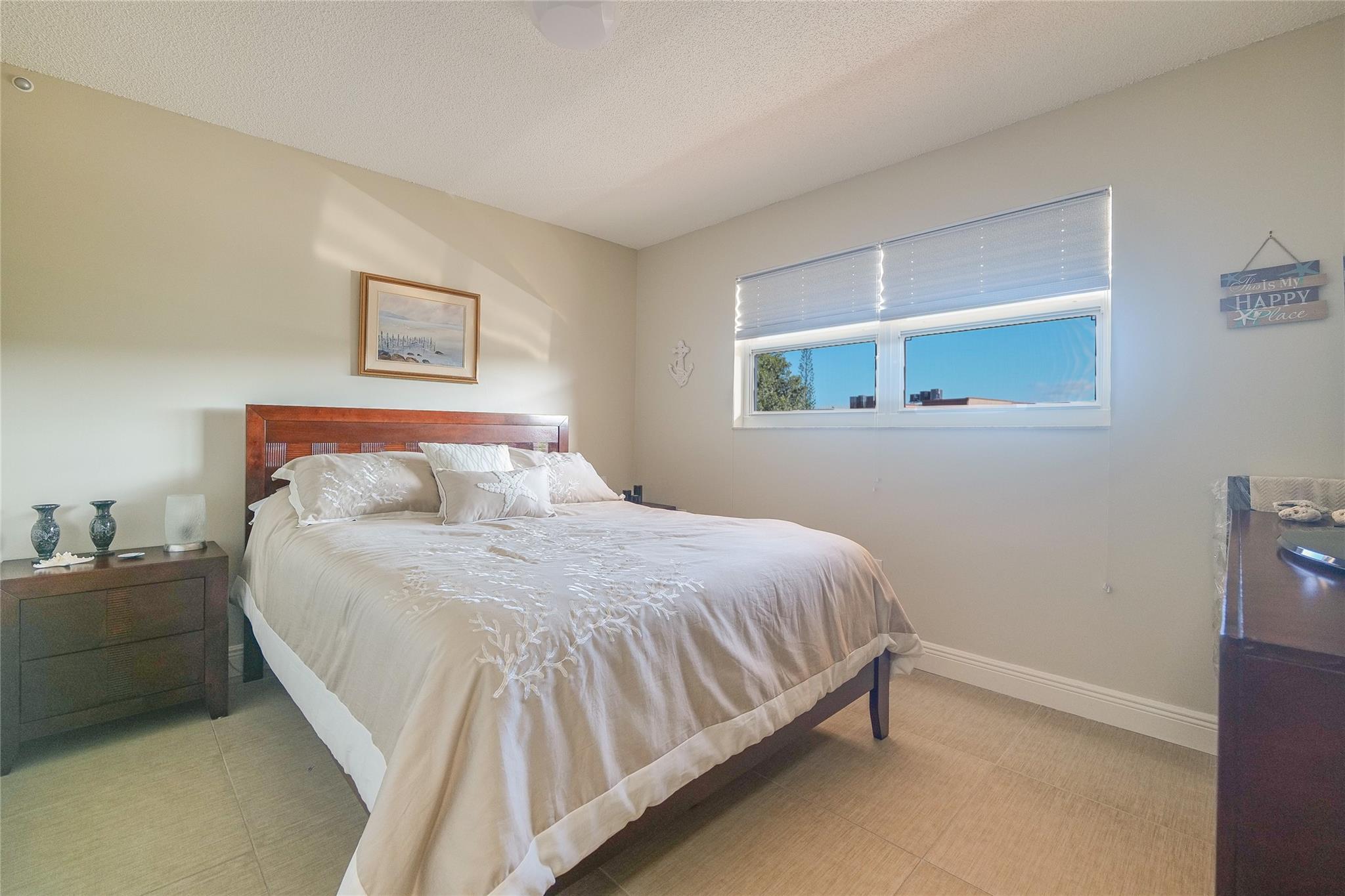 Sunrise Lakes - Residential