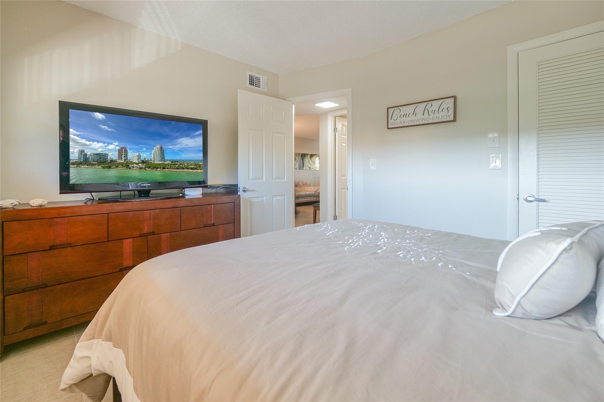 Sunrise Lakes - Residential