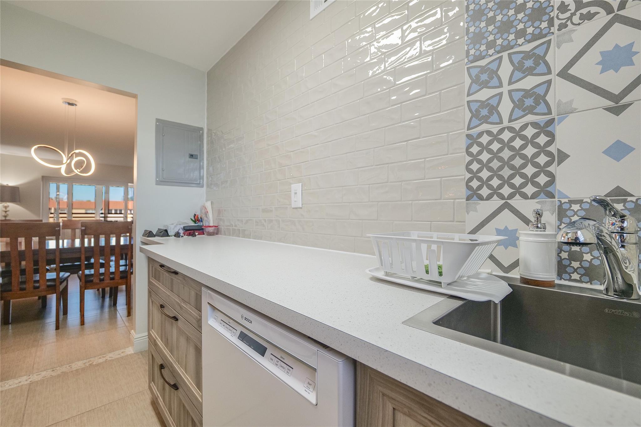 Sunrise Lakes - Residential