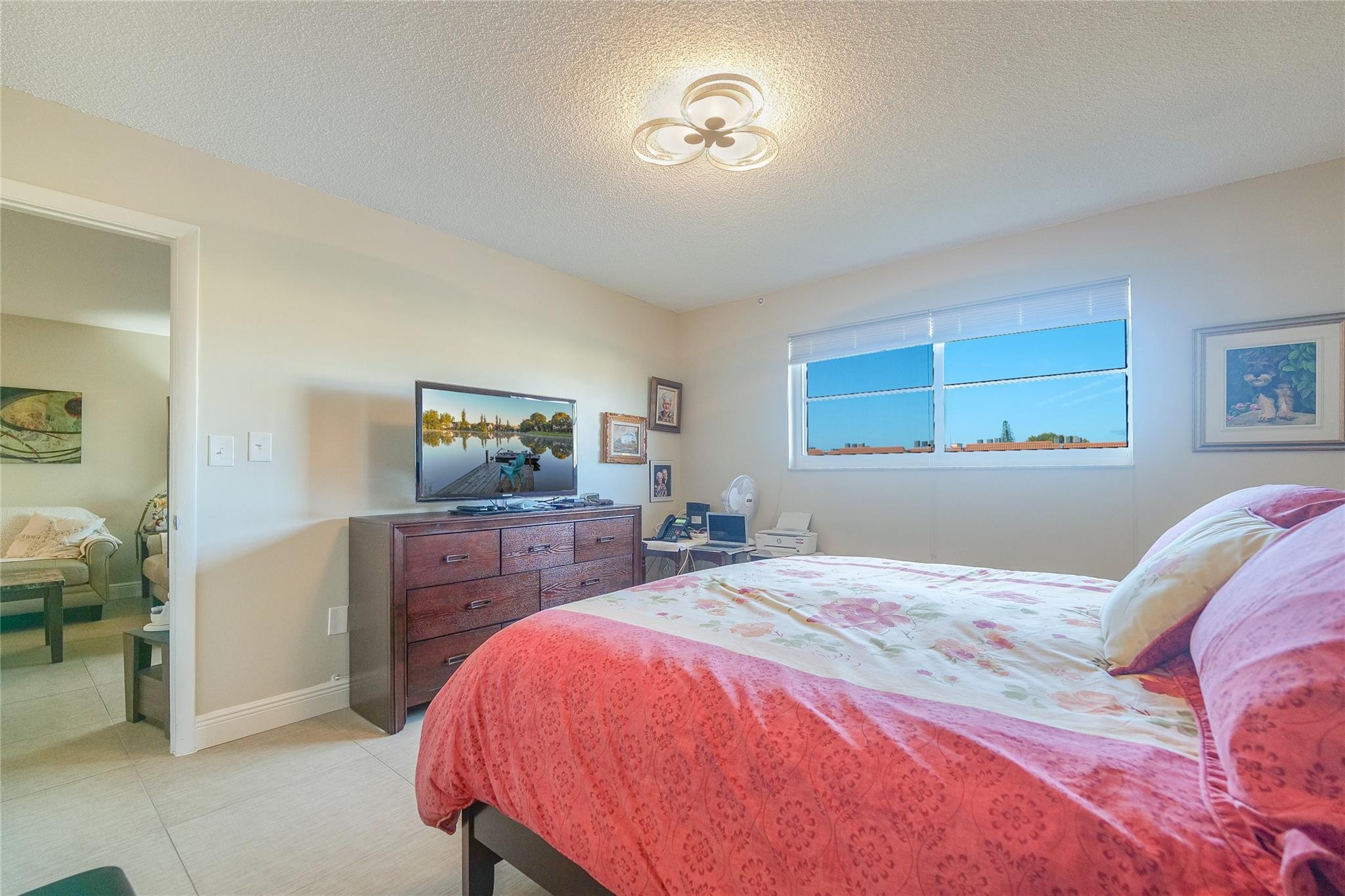 Sunrise Lakes - Residential