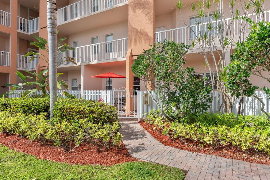 Well maintained, rarely available first floor 2/2 in KINGS POINT YARDLEY C. Impact windows, updated kitchen with granite countertops, breakfast bar. Tile throughout. Living room overlooking lake. Tankless water heater. Parking in front of unit door (#7).  Full size washer/dryer. HVAC serviced April 2026. Gated community.  Maintenance includes basic cable and internet. YARDLEY CONDO ASSOCIATION $482.00/MO, KINGS POINT ASSOCIATION $203.99/MO.