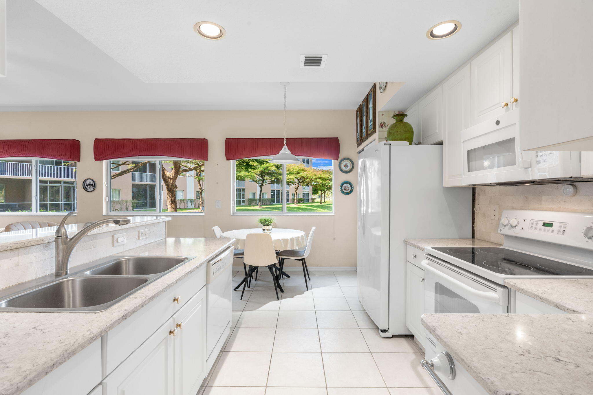 YARDLEY CONDOMINIUM C - Residential