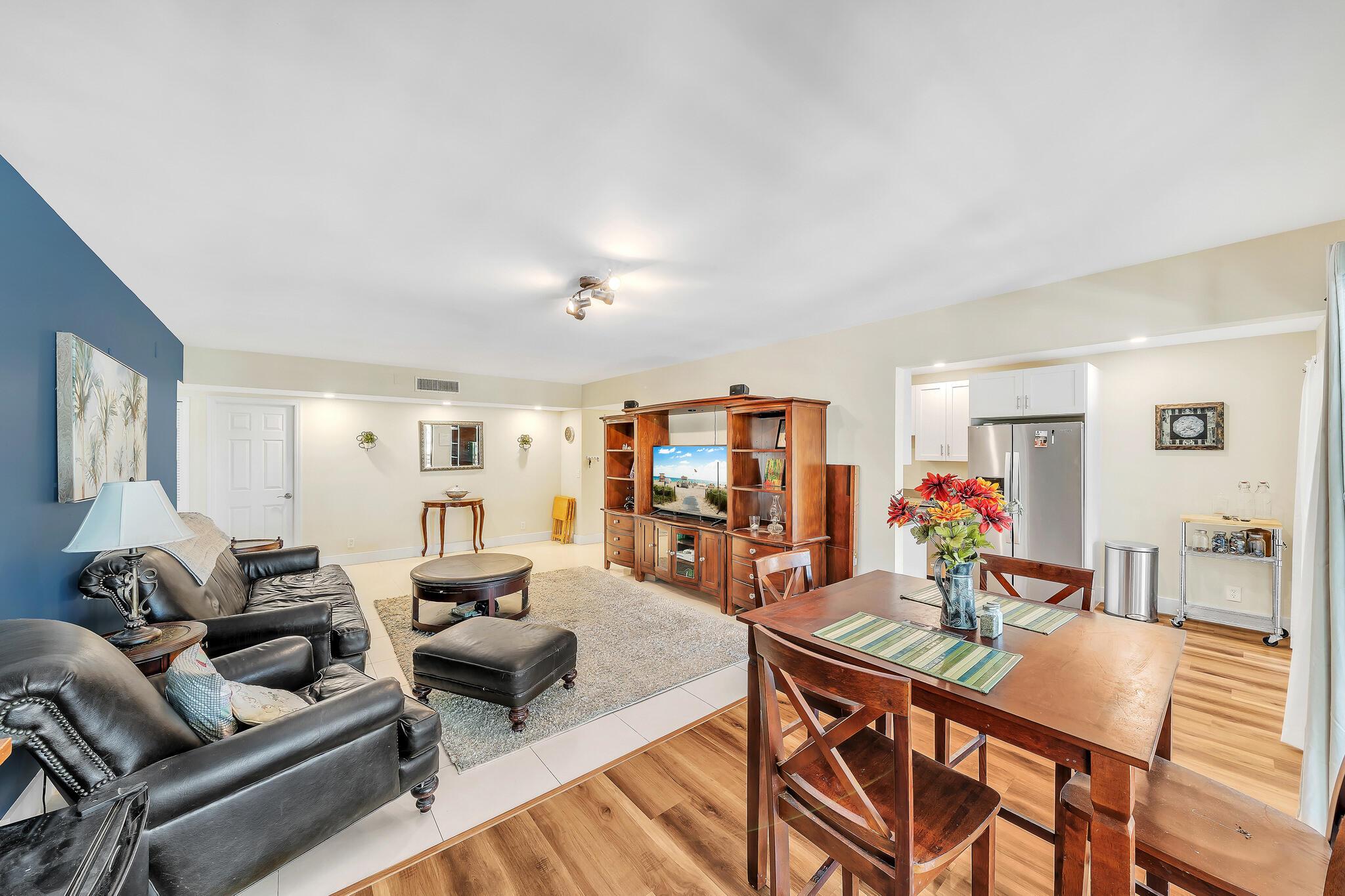 WINDSONG AT BOCA DEL MAR - Residential