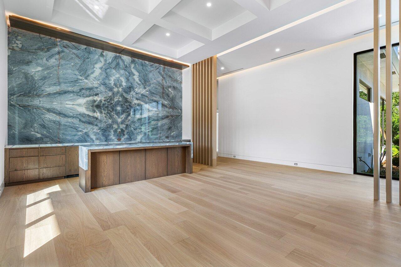 SPANISH RIVER LAND-The Es - Residential