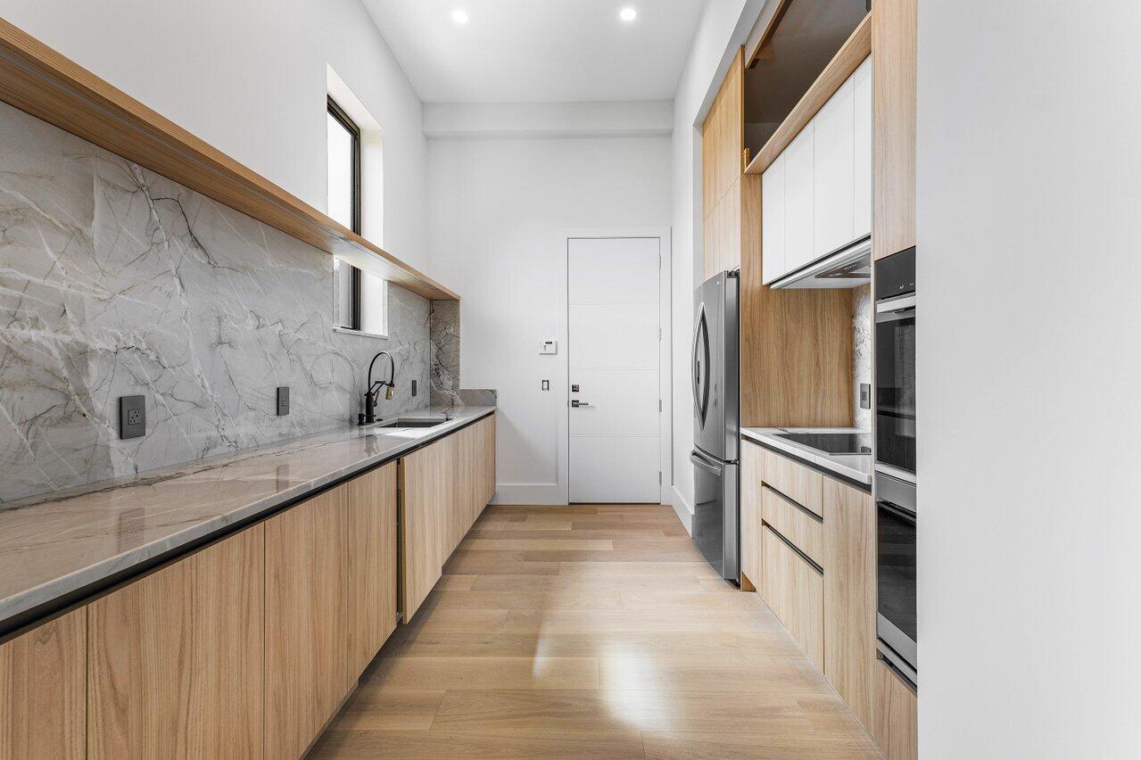 SPANISH RIVER LAND-The Es - Residential