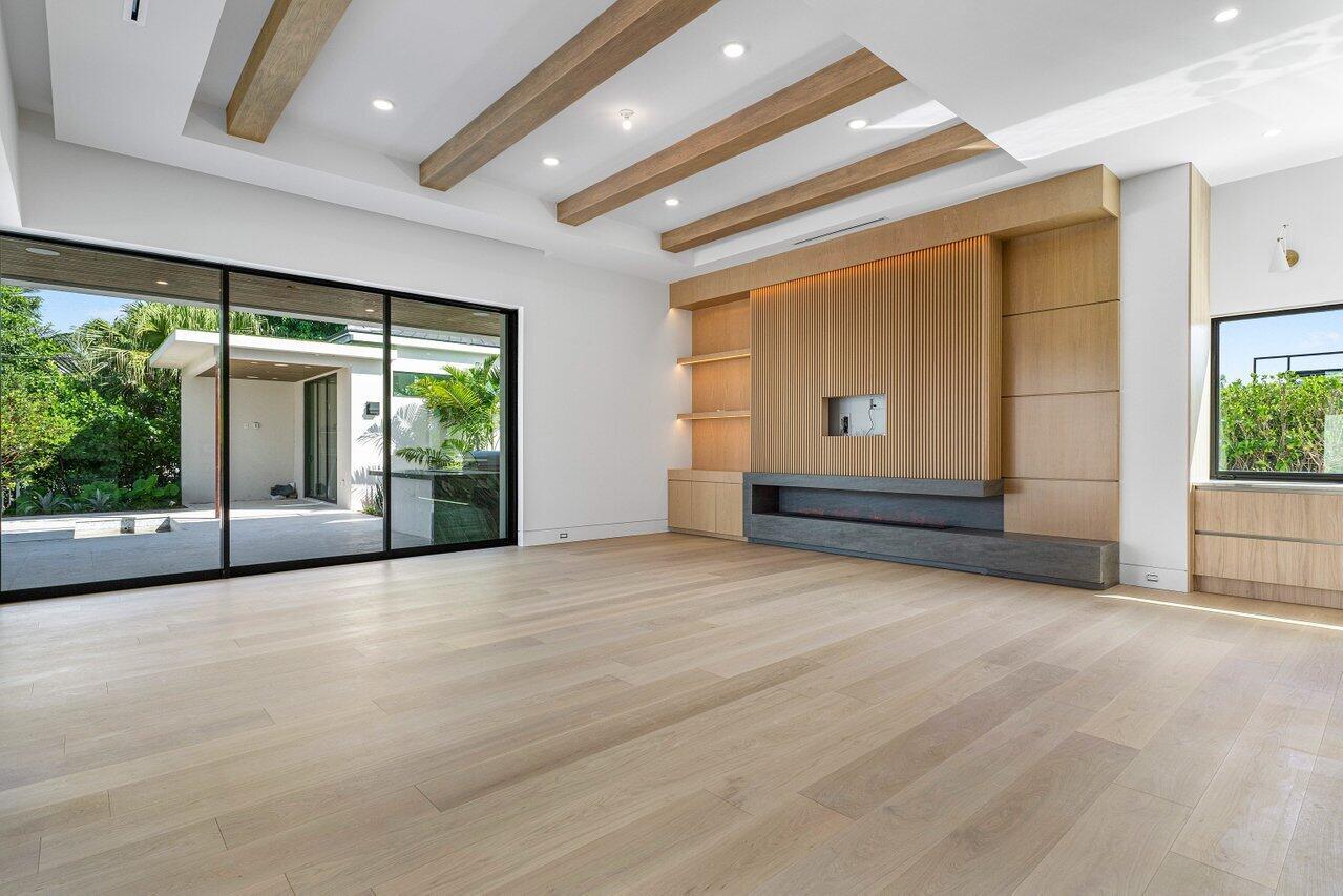 SPANISH RIVER LAND-The Es - Residential