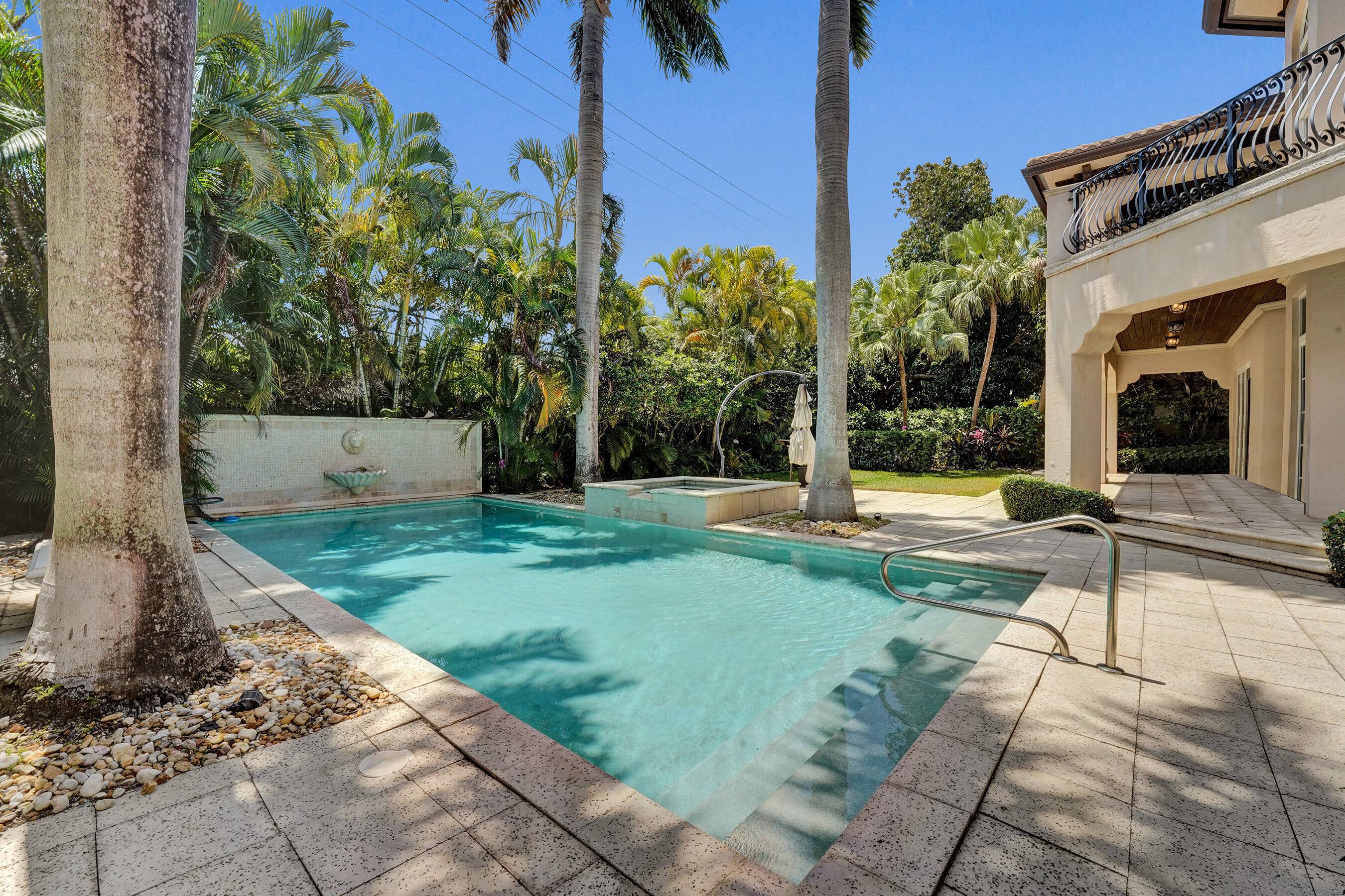 HARBOR BEACH - Residential
