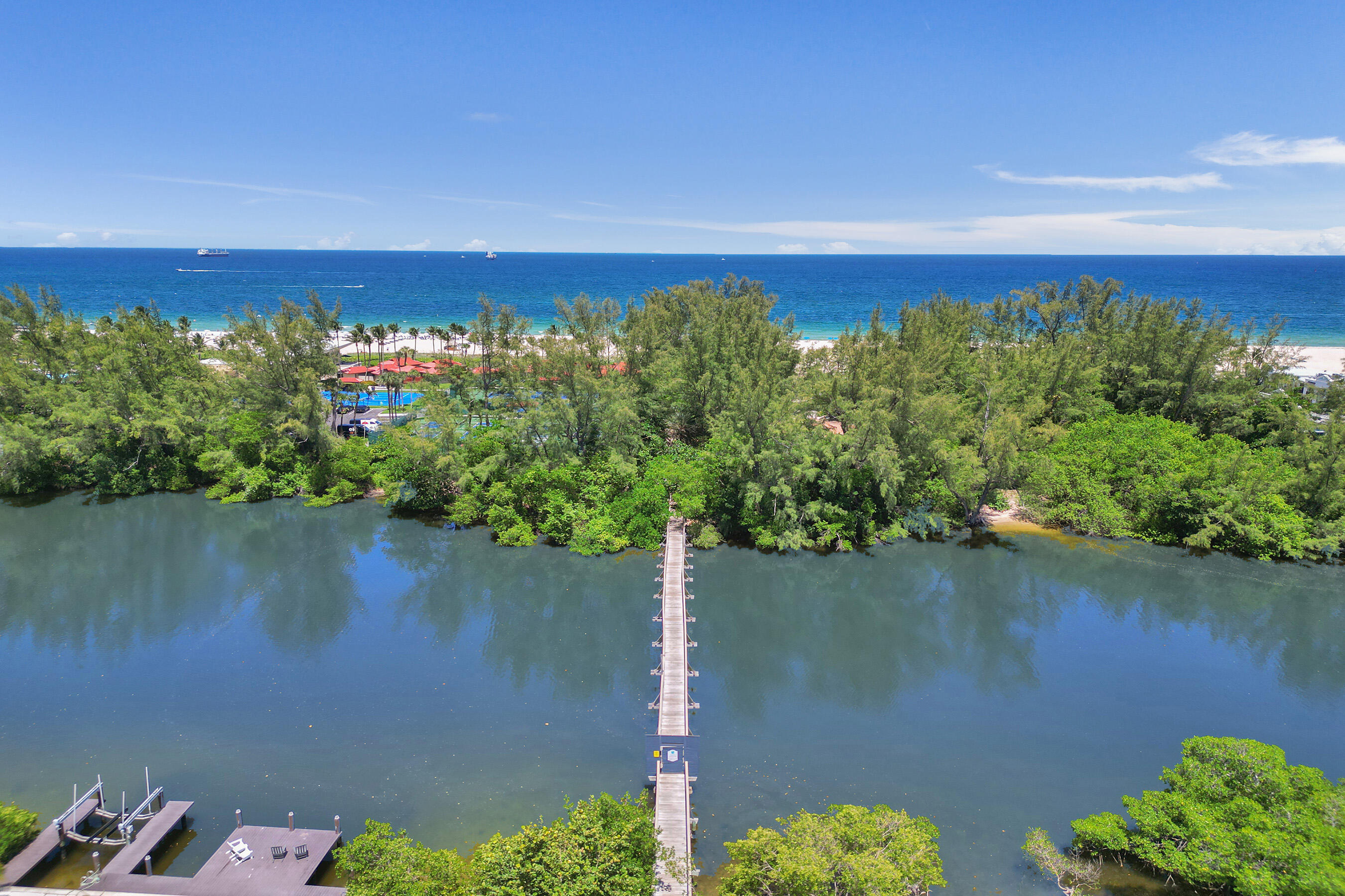 HARBOR BEACH - Residential
