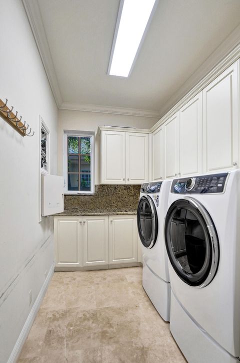 Tiny photo for 1212 E Lake Drive, Fort Lauderdale, FL 33316 (MLS # B26029395)