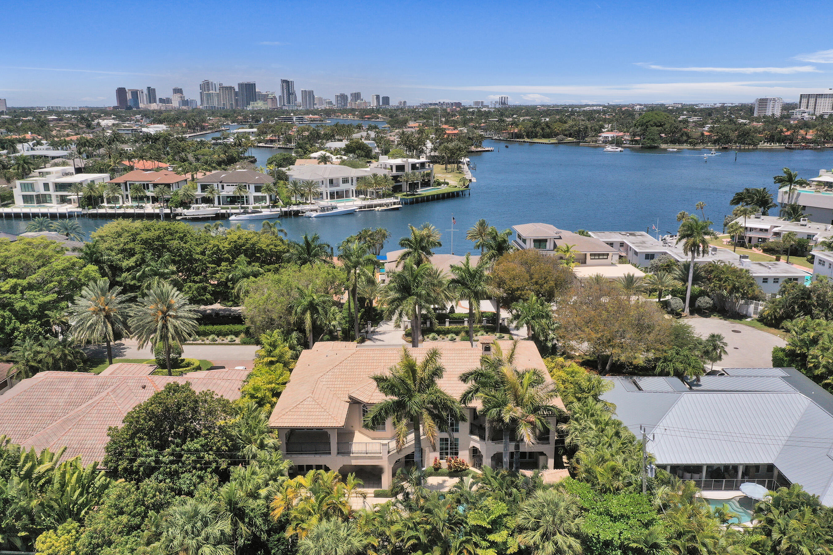 HARBOR BEACH - Residential