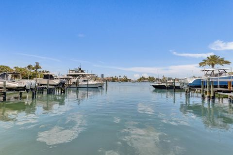 Tiny photo for 1212 E Lake Drive, Fort Lauderdale, FL 33316 (MLS # B26029395)