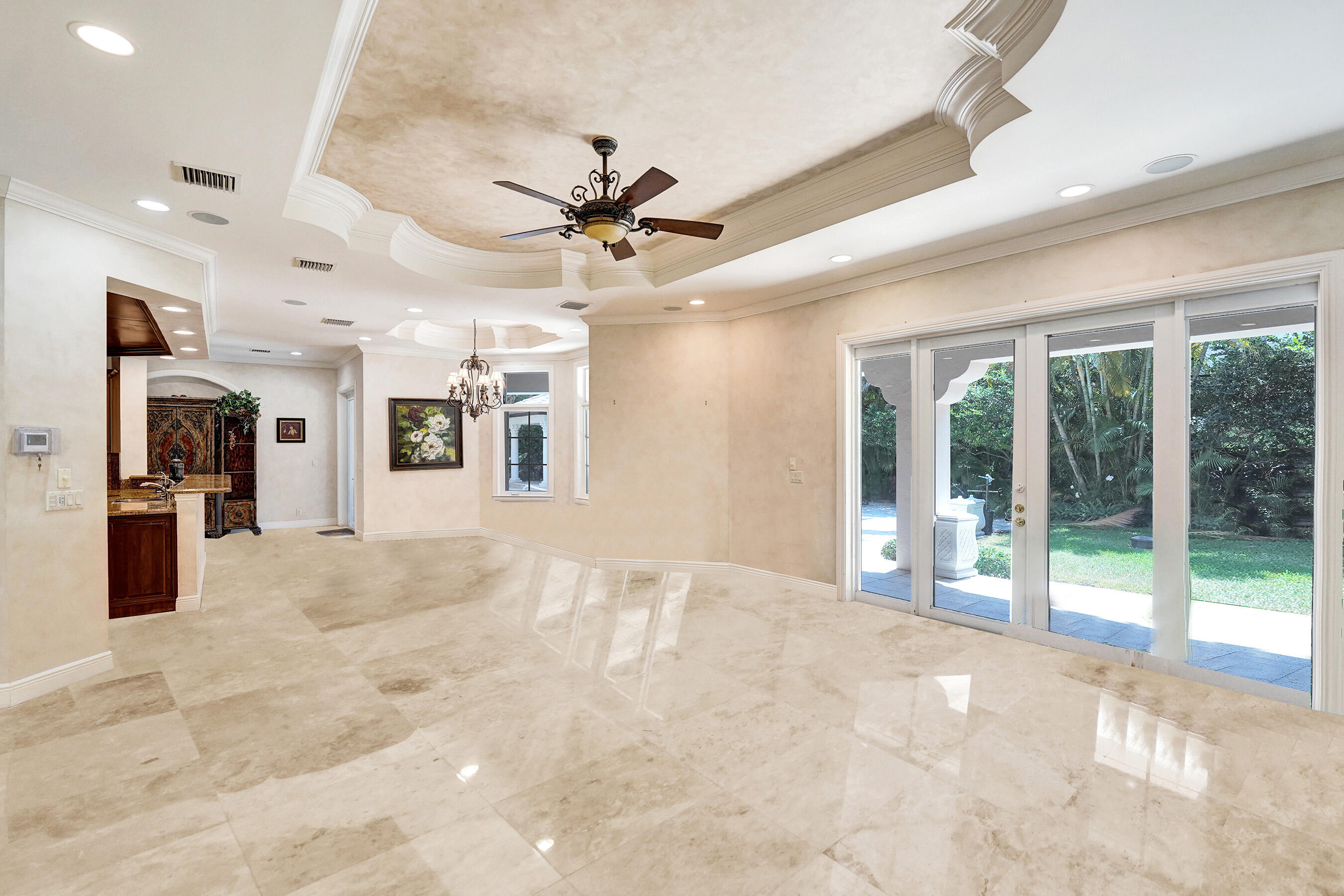 HARBOR BEACH - Residential