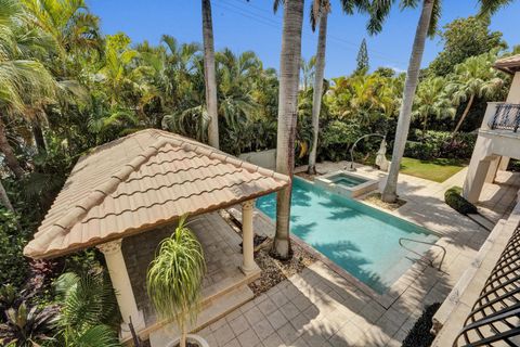 Tiny photo for 1212 E Lake Drive, Fort Lauderdale, FL 33316 (MLS # B26029395)