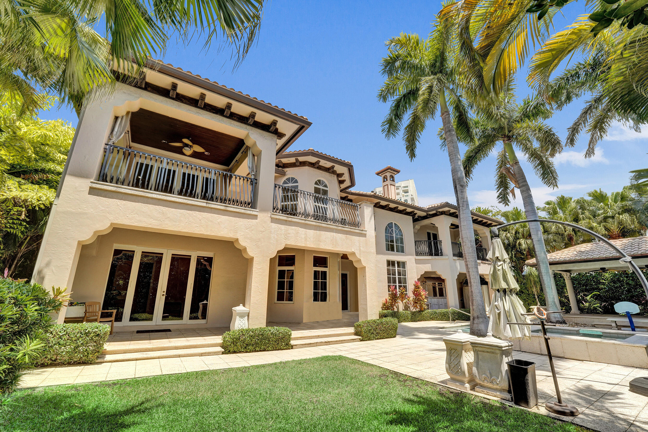 HARBOR BEACH - Residential