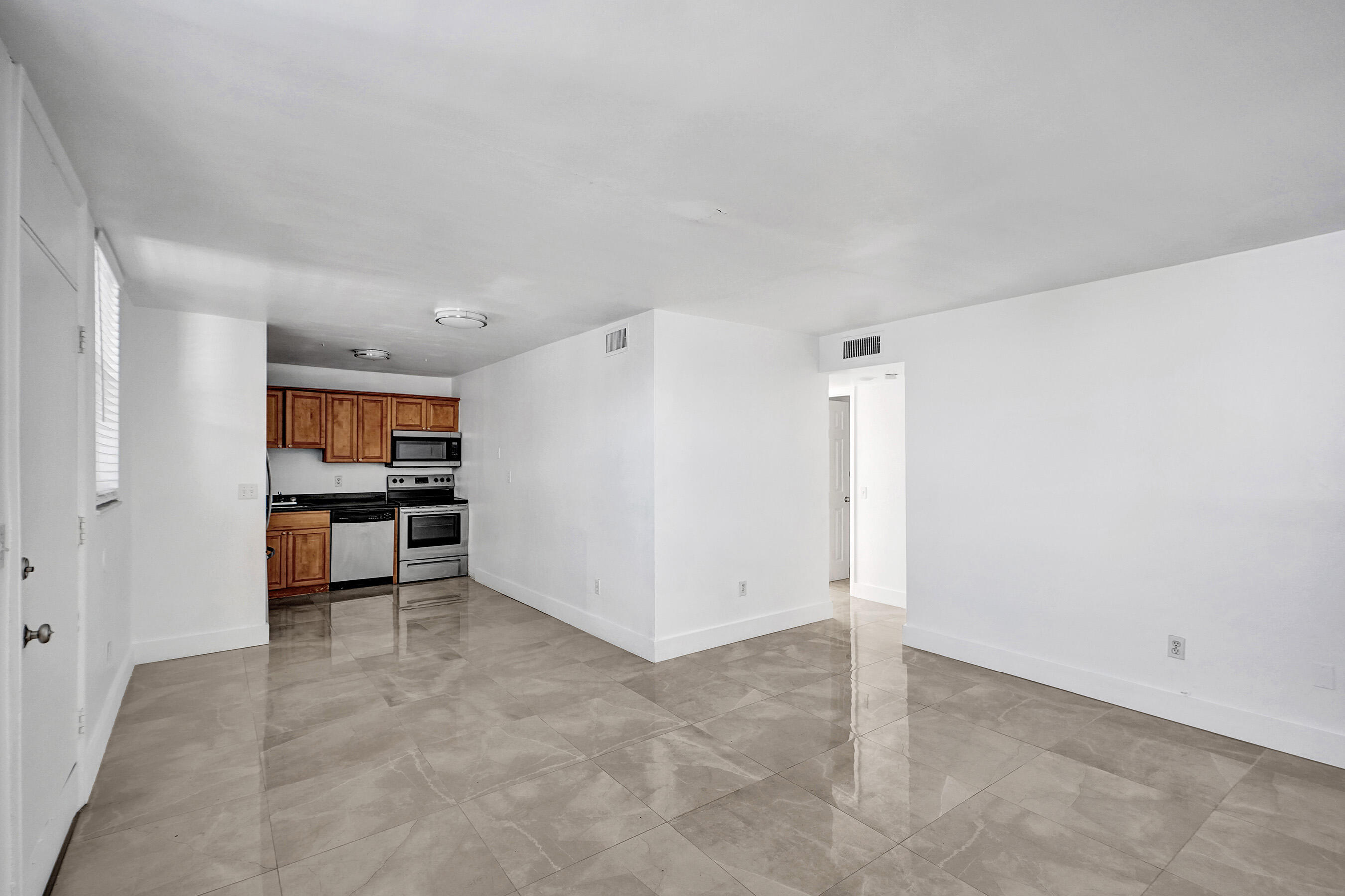 NORTH BAY VILLAS CONDO - Residential Lease