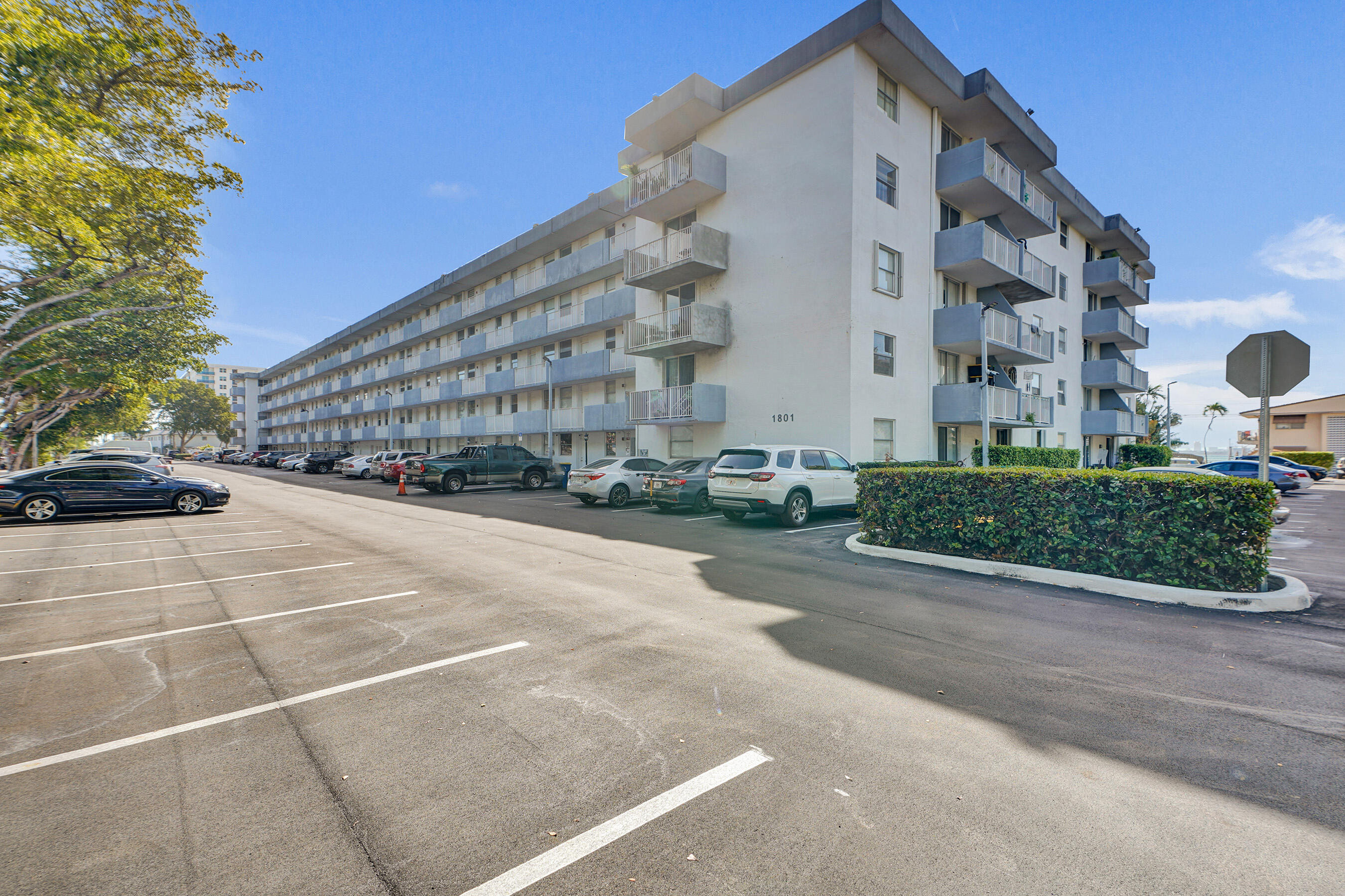 NORTH BAY VILLAS CONDO - Residential Lease