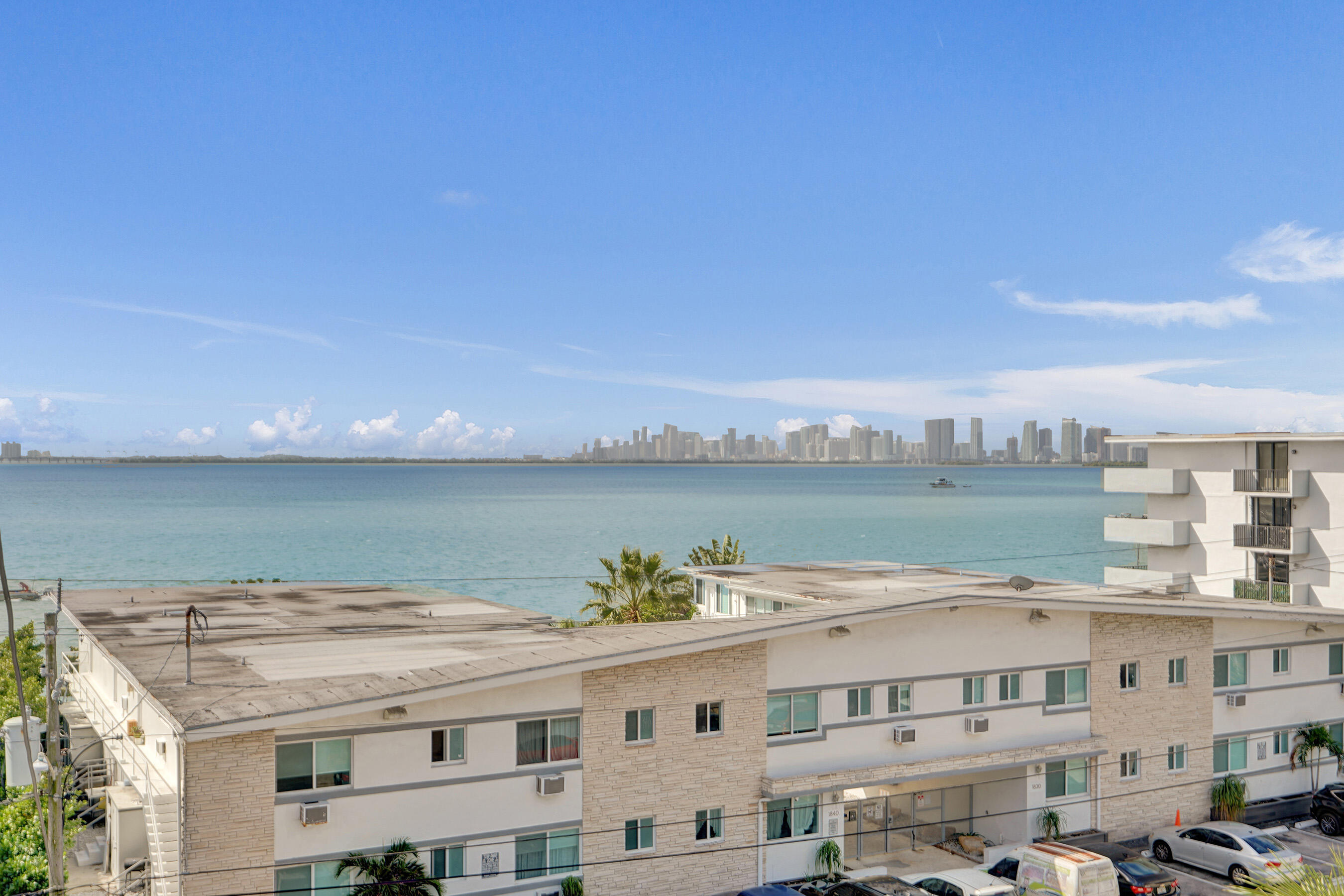 NORTH BAY VILLAS CONDO - Residential Lease