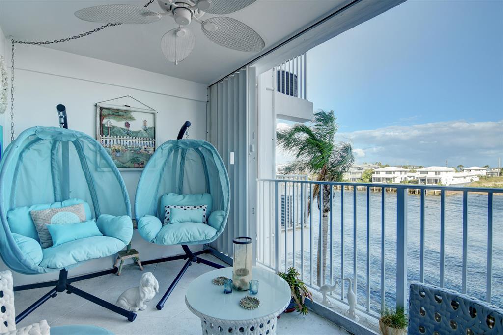 MASSACHUSETTS APTS CONDO - Residential