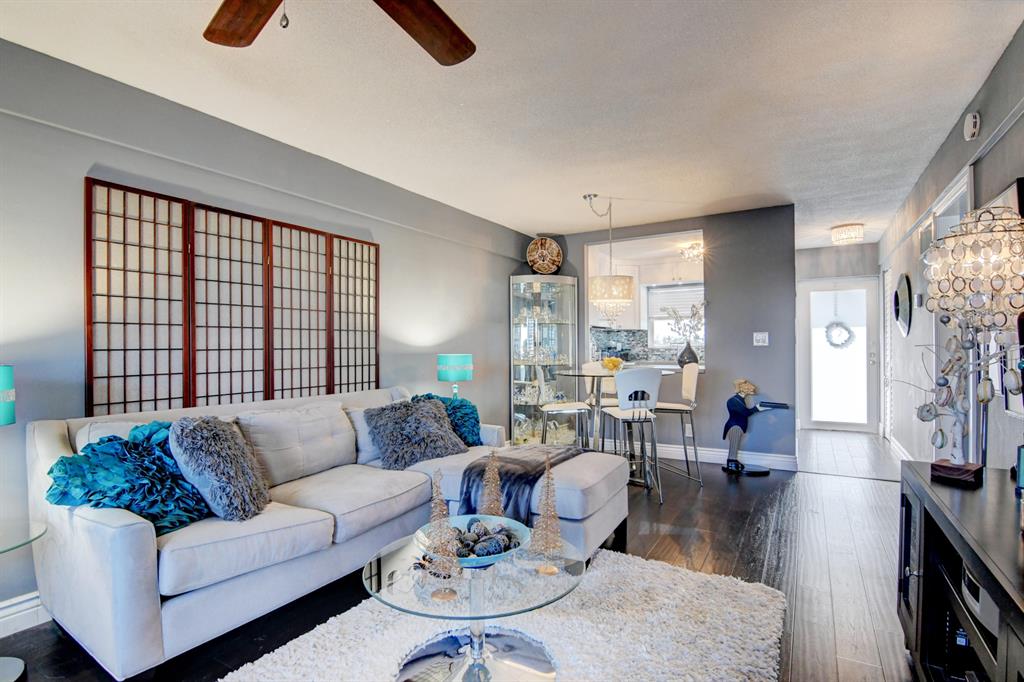 MASSACHUSETTS APTS CONDO - Residential