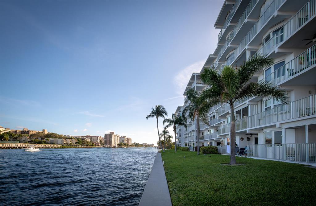 MASSACHUSETTS APTS CONDO - Residential