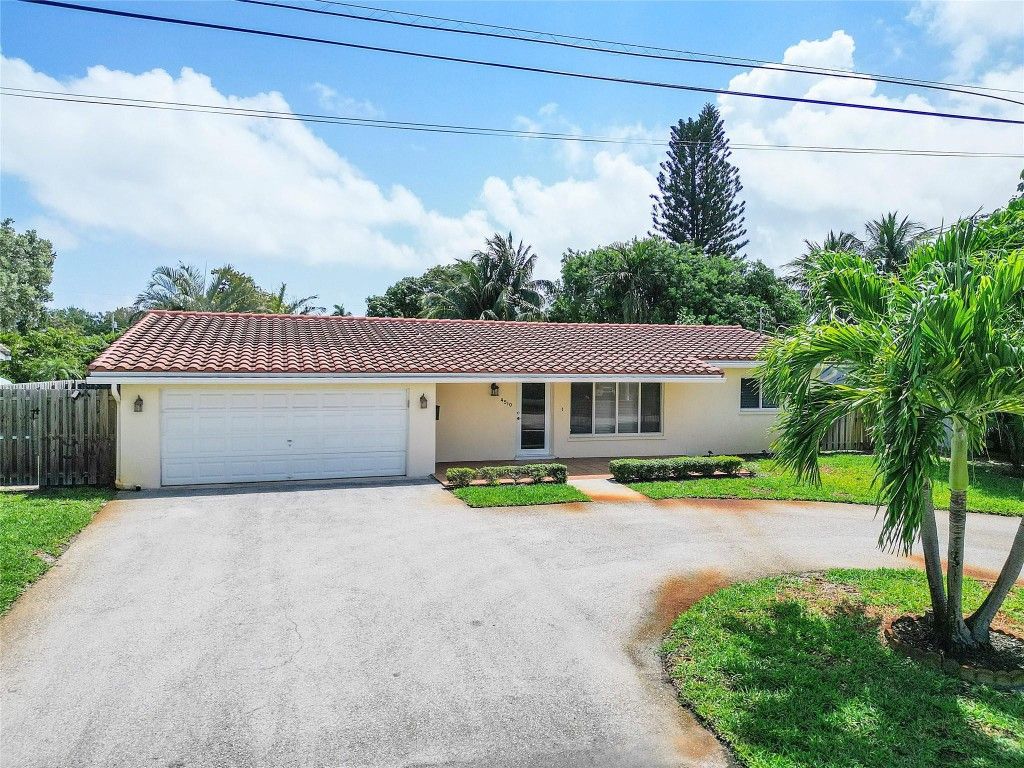 Photo of 4510 NE 15th Avenue, Oakland Park, FL 33334 (MLS # F10496098)